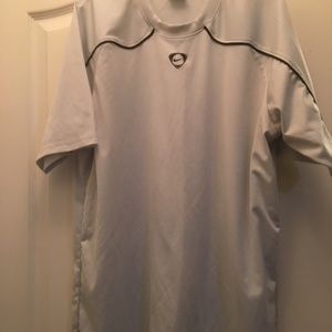 Men's Medium Nike Soccer Shirt Athletic